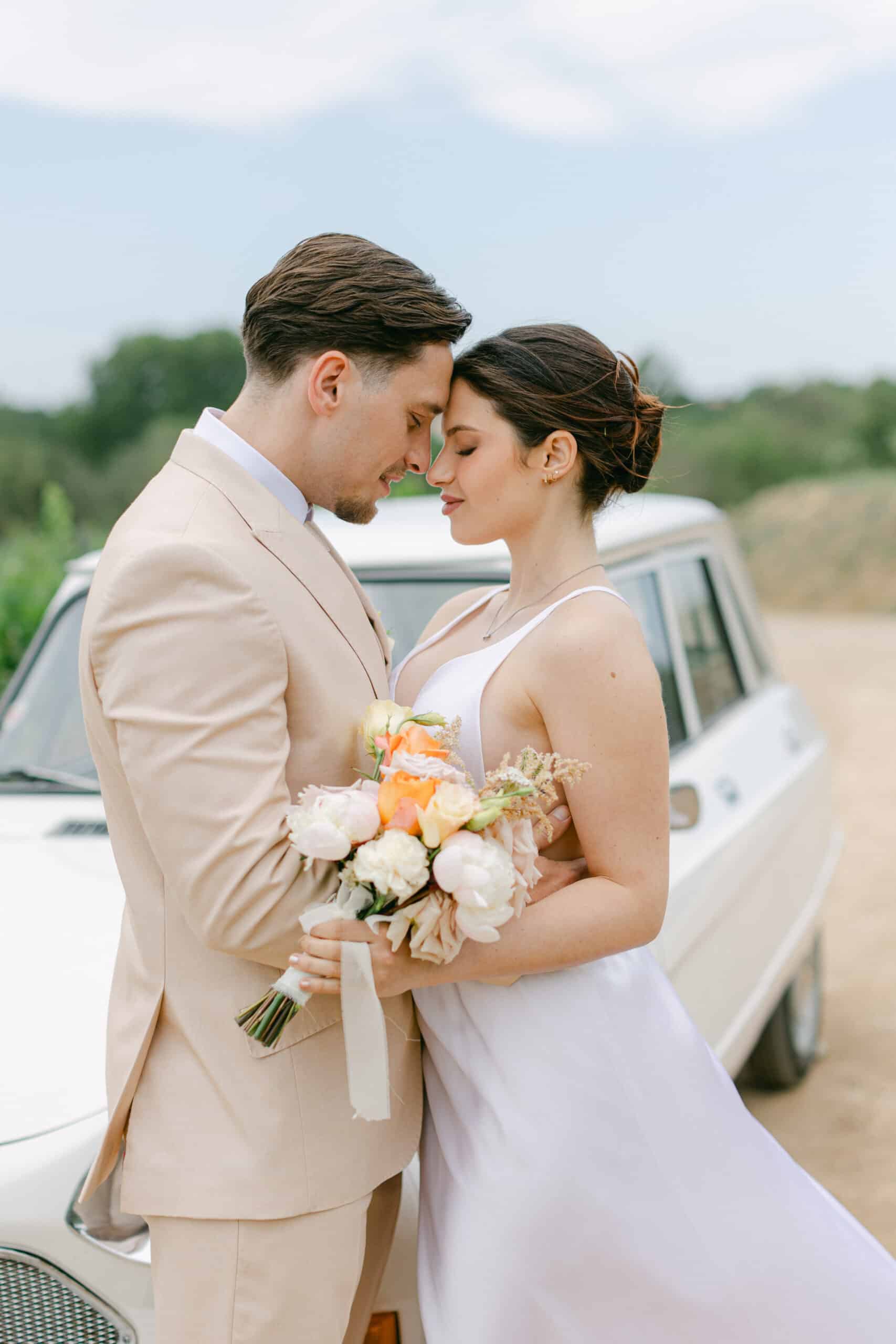 Maquillage mariage naturel couple amoureux